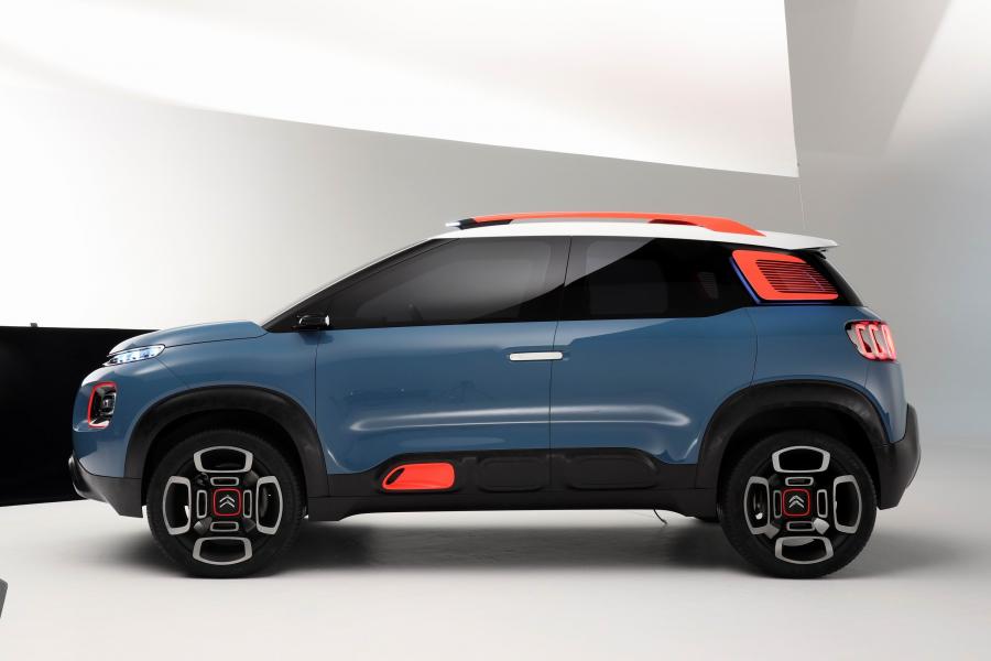  Citroen C-Aircross Concept 2017 года  (фото 22 из 34)
